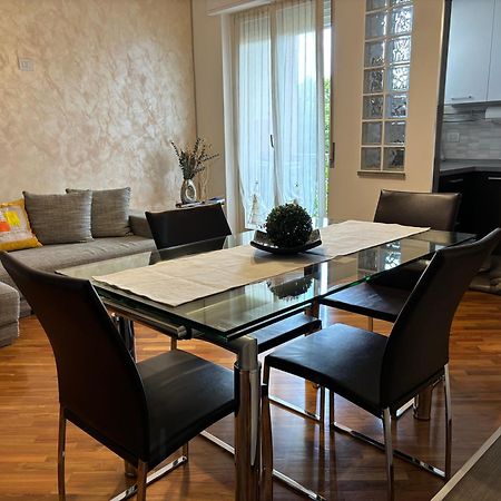 La Casa Di Ambra Appartement Limbiate Buitenkant foto