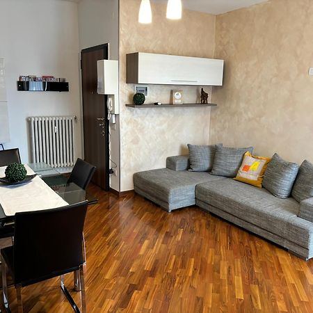 La Casa Di Ambra Appartement Limbiate Buitenkant foto