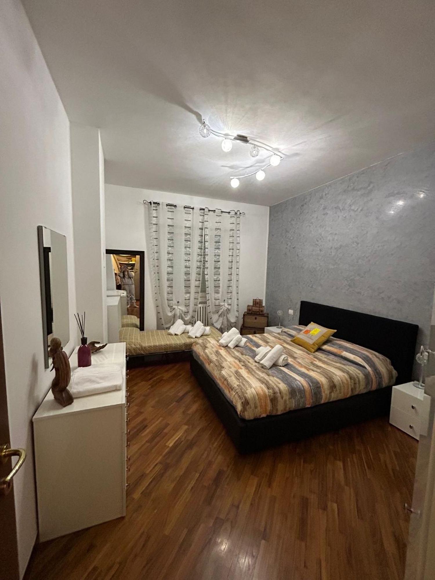 La Casa Di Ambra Appartement Limbiate Buitenkant foto