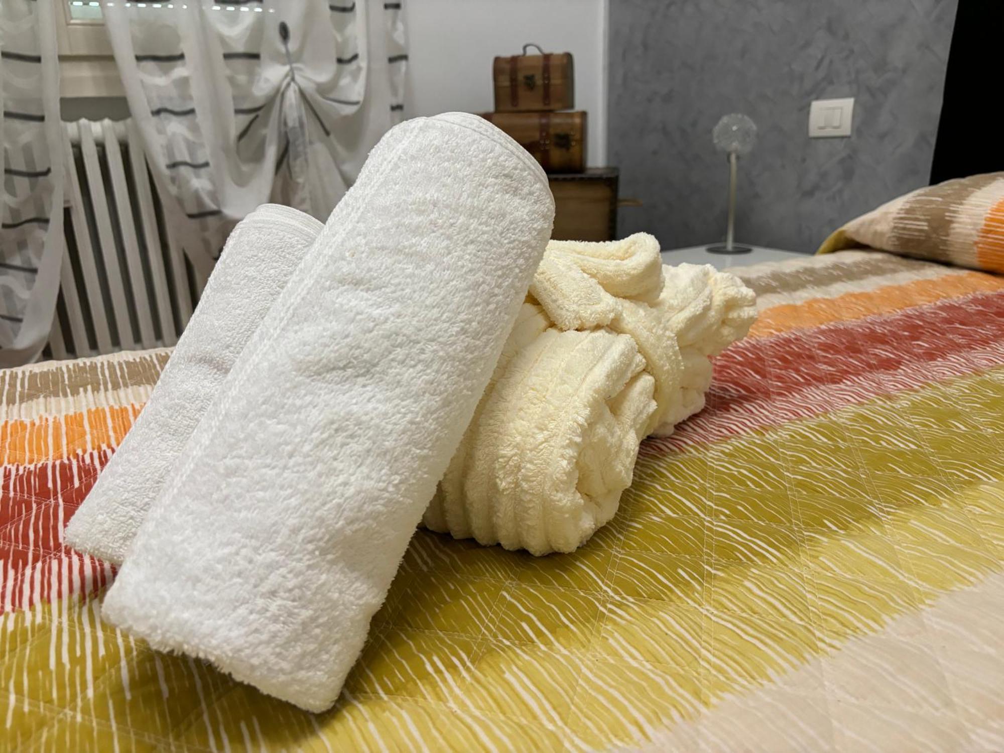 La Casa Di Ambra Appartement Limbiate Buitenkant foto
