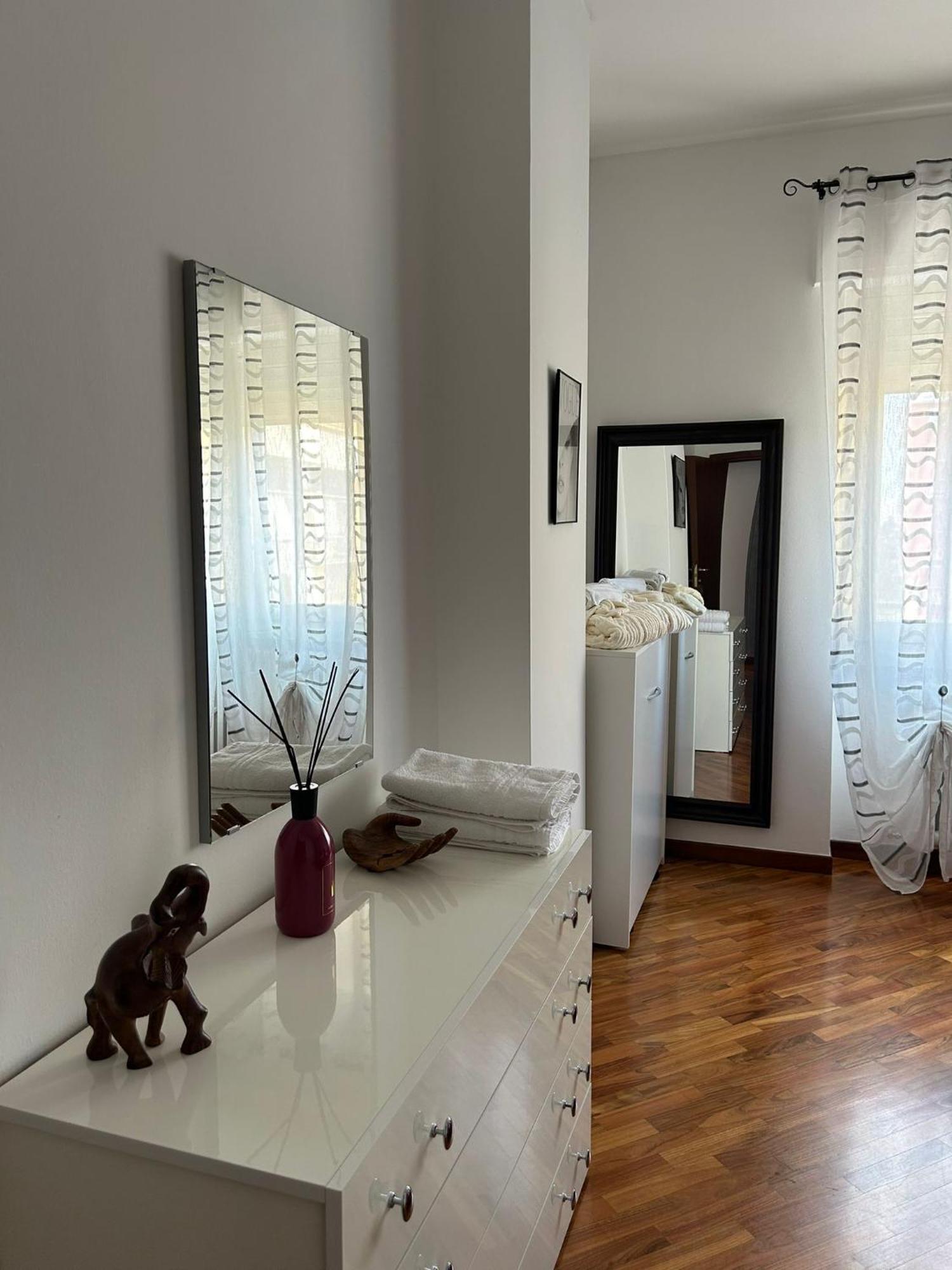 La Casa Di Ambra Appartement Limbiate Buitenkant foto